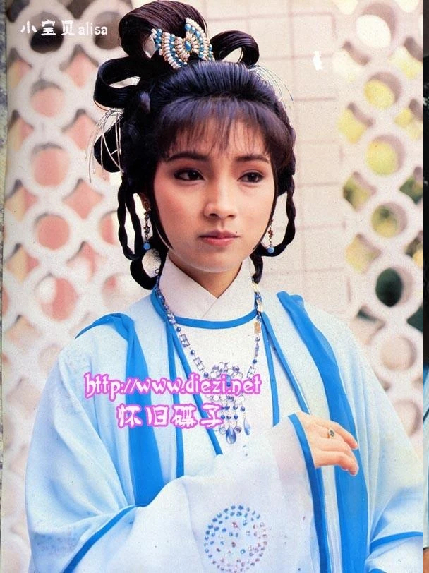 Sở hữu vẻ đẹp phi phàm cùng tài năng hiếm có, nàng kỹ nữ Lý Sư Sư khiến Tống Huy Tông say đắm đến mức sai quân đào cả một đường hầm thông từ nội cung đến phòng nàng để thỏa nỗi nhớ mong.