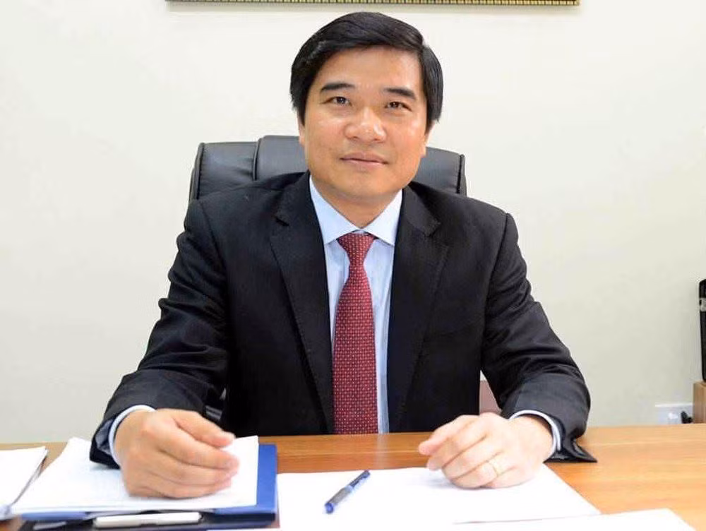 Cam du khach mang do nhua dung mot lan, vat lieu nao thay the?