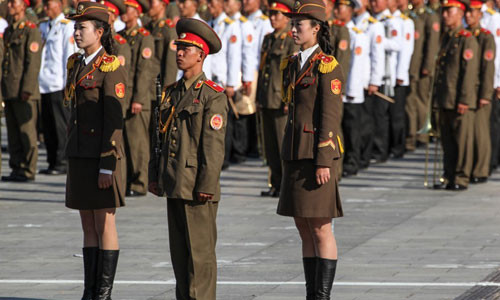 Đây là đội nữ binh sĩ gây ngạc nhiên nhất cho ống kính báo chí phương Tây khi sở hữu gương mặt, hình thể rất đẹp.