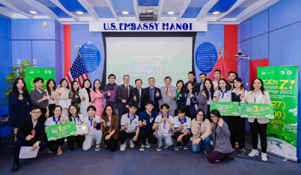Trao giai cuoc thi GenZ Biotech Challenge 2023-Hinh-3