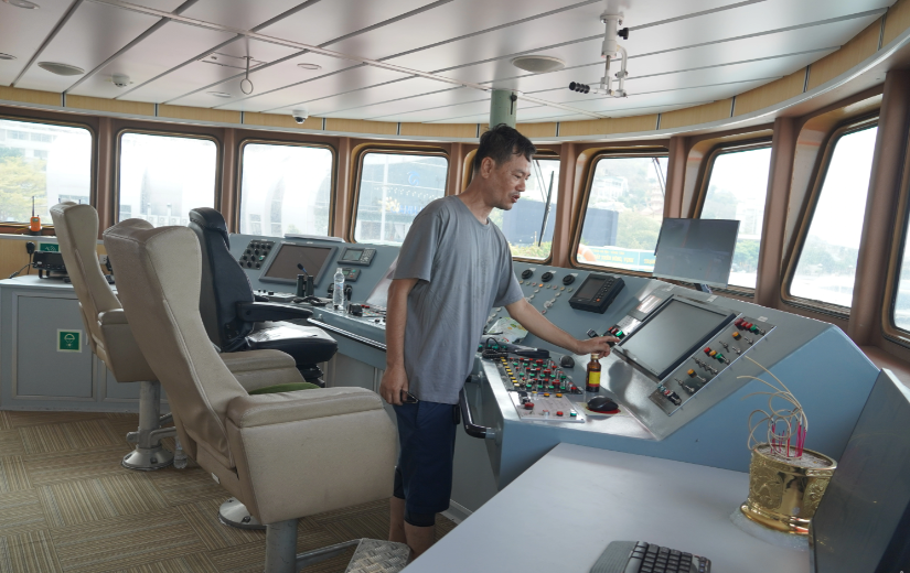 Các trang thiết bị đều được nhập khẩu từ những nước tiên tiến nhất và được các tổ chức đăng kiểm nước ngoài xác nhận, đăng kiểm Việt Nam chấp thuận trước khi lắp đặt.