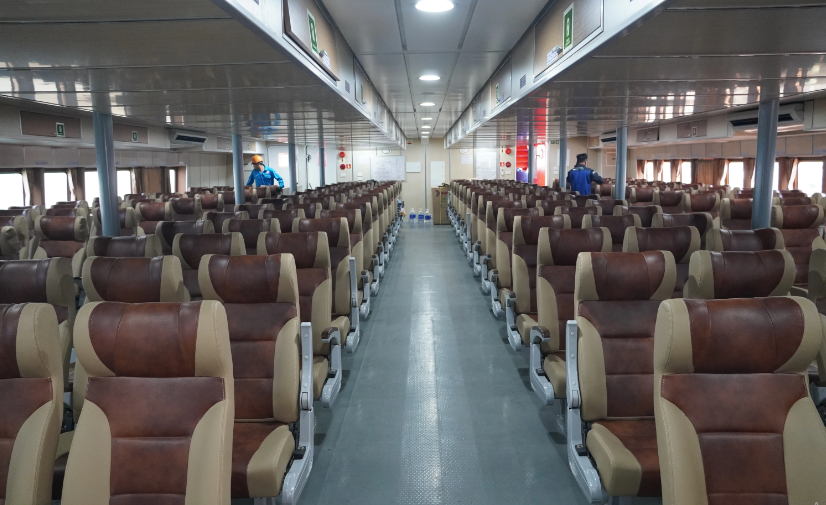 Giá vé phổ thông từ 790.000 đến 950.000 đồng/lượt; khoảng 1,1 triệu đồng cho vé dịch vụ chất lượng cao. Vé dành cho trẻ em, người khuyết tật và người cao tuổi từ 550.000 đến 760.000 đồng/lượt. Mức giá chưa bao gồm phí sử dụng tại cảng tàu khách Côn Đảo đối với hành khách.