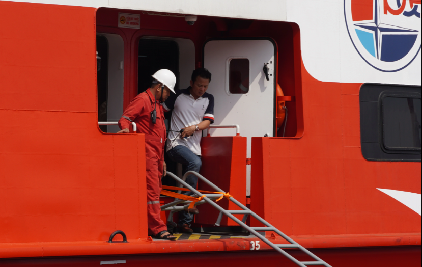 Theo chủ đầu tư, tàu Thăng Long có 3 máy chính, công suất gần 12.000 mã lực, tốc độ lớn nhất có thể lên tới 35 hải lý/giờ. Với tốc độ này, thời gian hành khách đi Côn Đảo và ngược lại chỉ hơn 3 giờ.