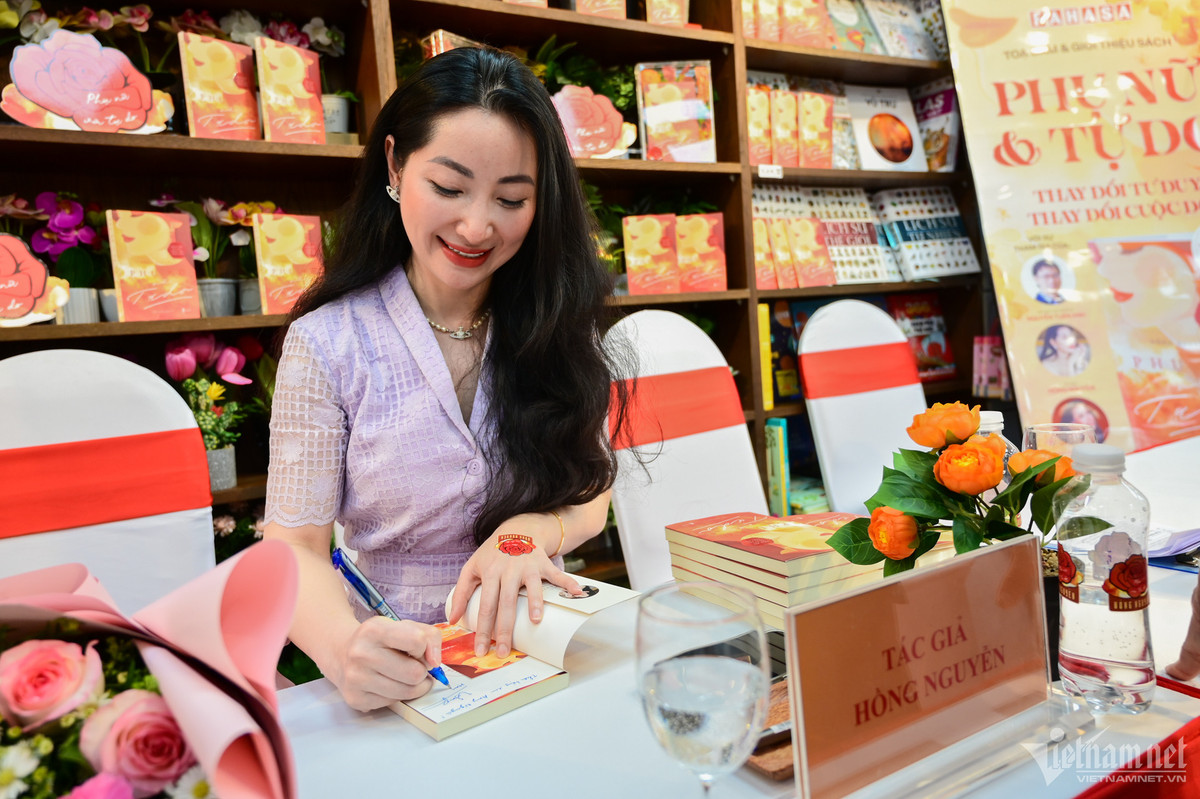 Sach hay co vu phu nu thay doi tu duy, lam chu cuoc doi-Hinh-3