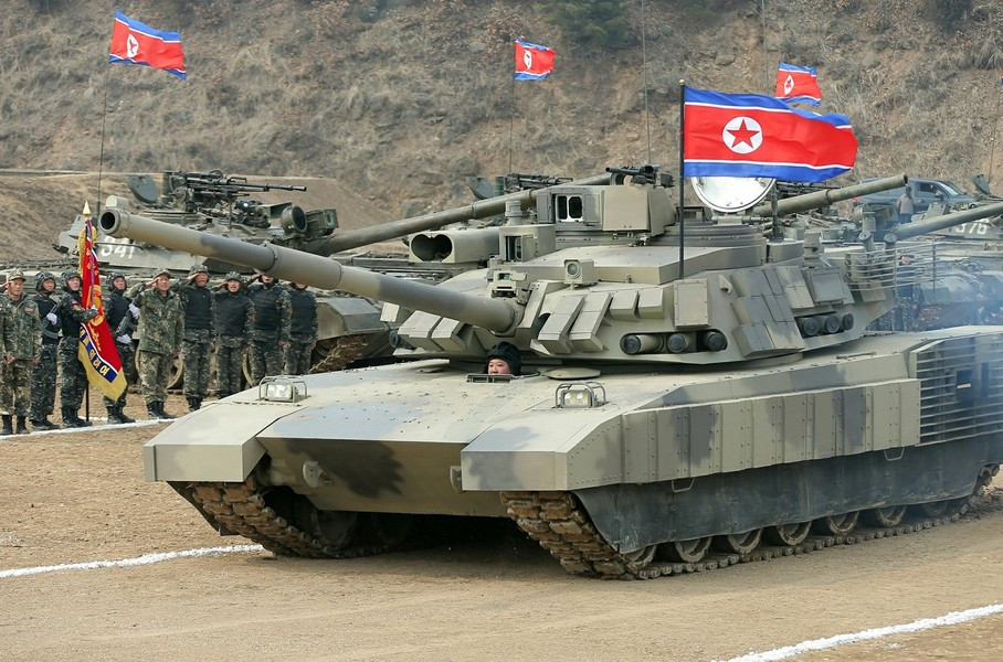Mặc dù chiếc xe tăng M2020 này đã được gọi là "Armata Triều Tiên", nhưng thực chất nó dựa trên một mẫu chiến xa cũ của Liên Xô, tạp chí Mỹ National Interest (NI) đưa ra nhận xét.