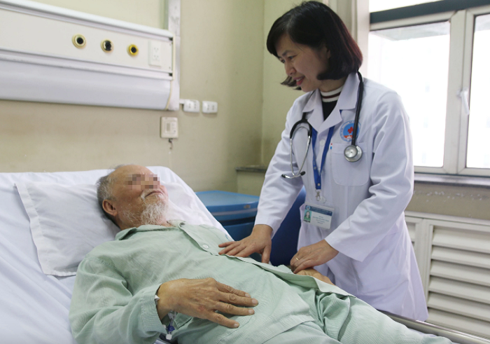 Phong ngua ngo doc thuc pham ngay Tet bang cach nao?