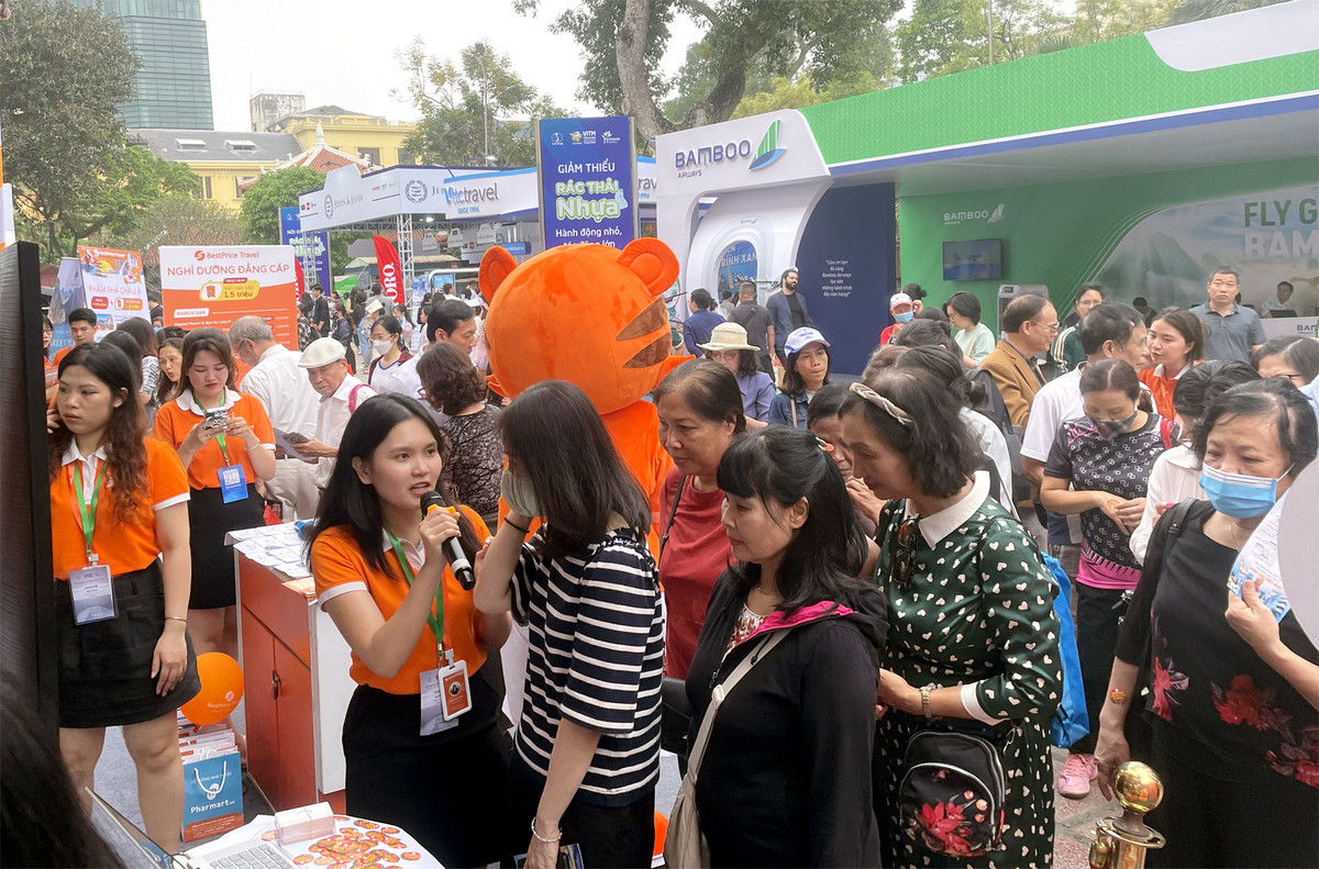 Bùng nổ tour du lịch nước ngoài ưu đãi, tour nội địa giảm giá - Hình 2 Bung no tour du lich nuoc ngoai uu dai, tour noi dia giam gia-Hinh-2