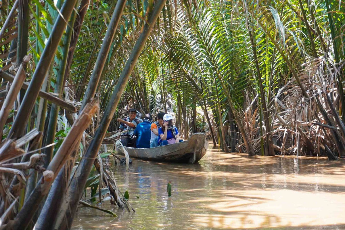 Du khach thich thu cheo xuong, dap xe kham pha cu lao Tam Hiep-Hinh-3