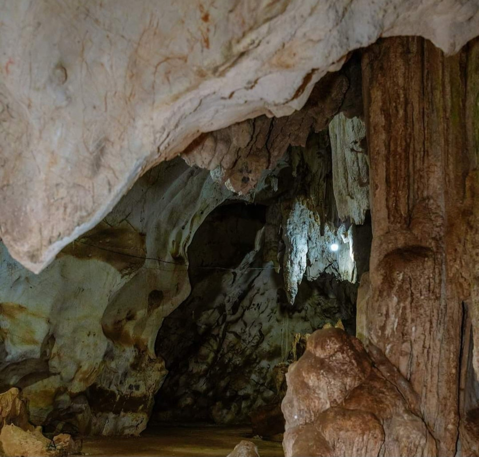 Chủ tịch UBND xã Châu Tiến Sầm Thanh Hoài thông tin, theo dòng thời gian lịch sử, lễ hội hang Bua trở thành một trong những lễ hội được người dân địa phương, trong và ngoại tỉnh quan tâm. Vào dịp lễ hội nơi đây trở nên nhộn nhịp, thu hút rất đông du khách thập phương về tham quan, trải nghiệm những nét văn hóa đặc sắc lâu đời và chiêm ngưỡng vẻ đẹp huyền bí, linh thiêng của hang Bua.