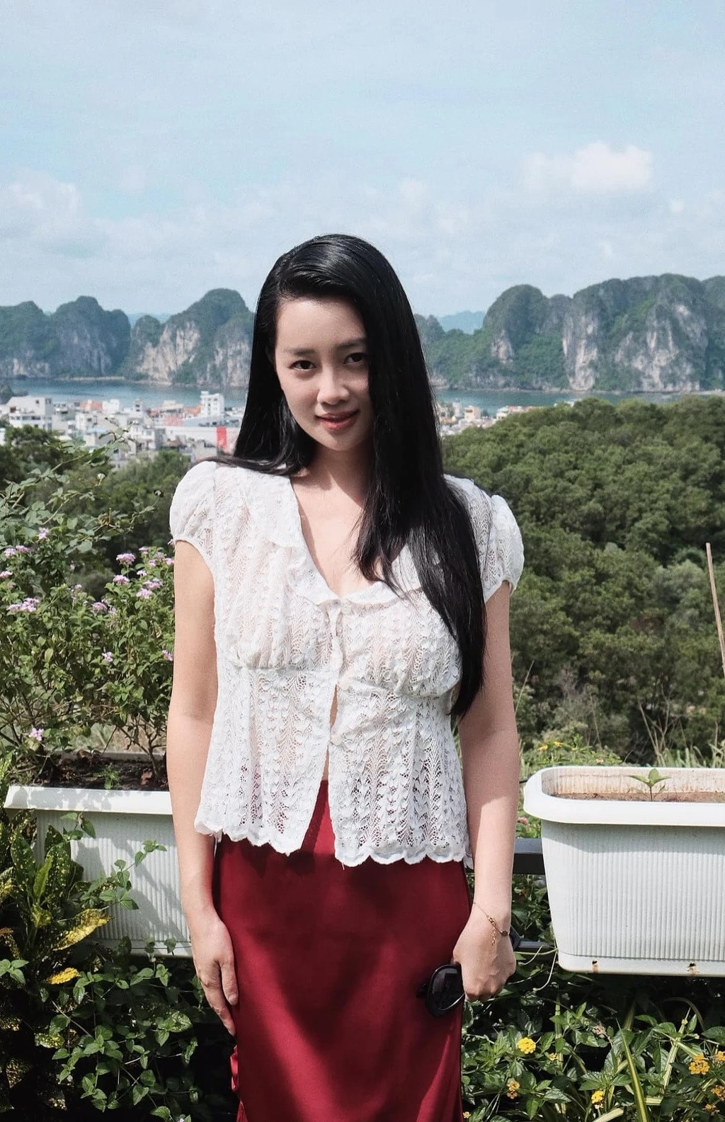 Những năm gần đây, cô ít xuất hiện trên truyền hình mà tập trung cho công việc kinh doanh. Thỉnh thoảng, cô cùng bạn bè, gia đình đi du lịch nghỉ dưỡng.