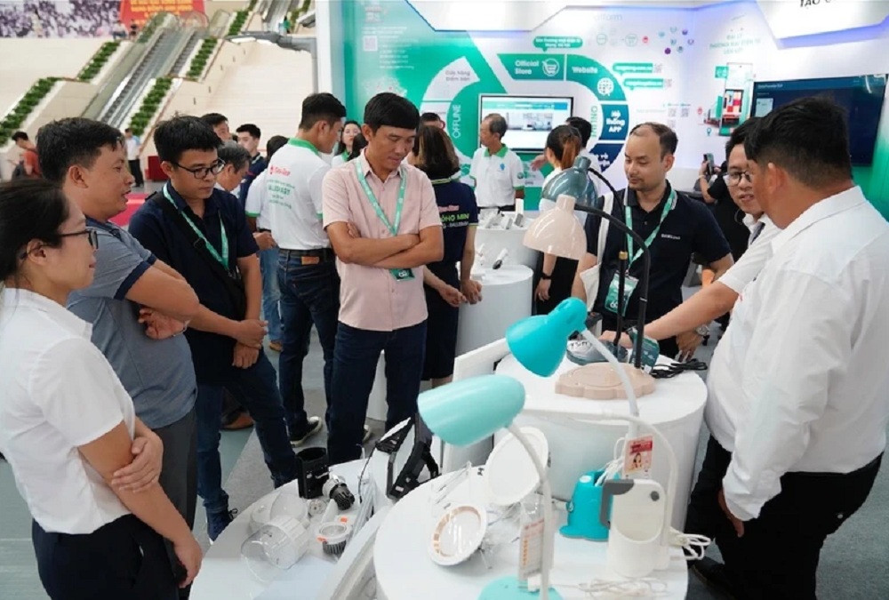 Rang Dong ky niem 60 nam hanh trinh theo chan Bac-Hinh-4