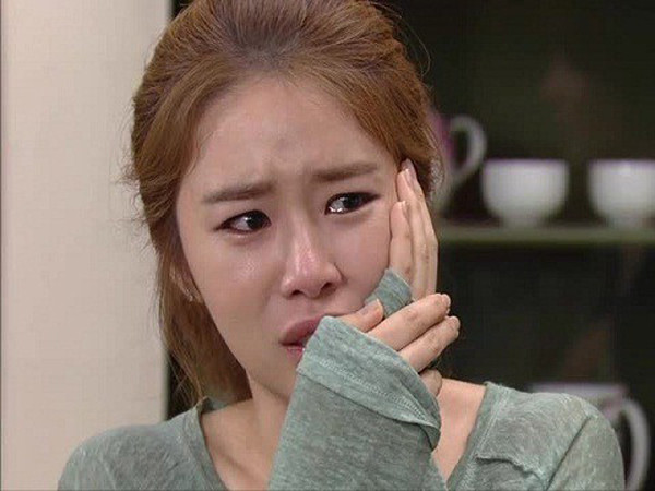 Toi bat khoc chay khoi cua hang khi chung kien su that dau long