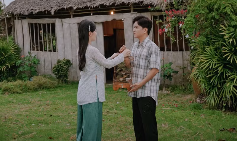 Khuu Huy Vu tai hien bi kich tinh yeu thoi tre trong MV moi-Hinh-2
