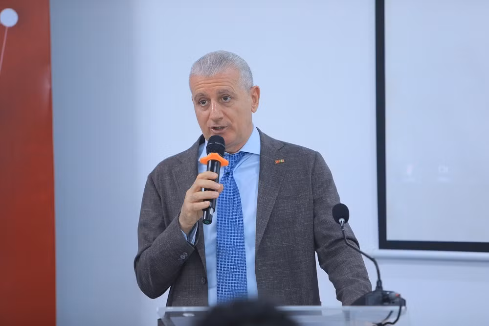 Doanh nghiep Italia gap go Viet Nam ket noi det may-Hinh-7