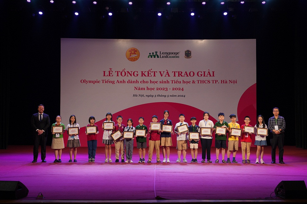Ha Noi trao giai cuoc thi Olympic Tieng Anh cap Tieu hoc, THCS-Hinh-6
