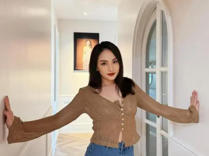 Bên trong villa của Bảo Thanh, dân tình trầm trồ về độ giàu - Hình 10 Ben trong villa cua Bao Thanh, dan tinh tram tro ve do giau-Hinh-10