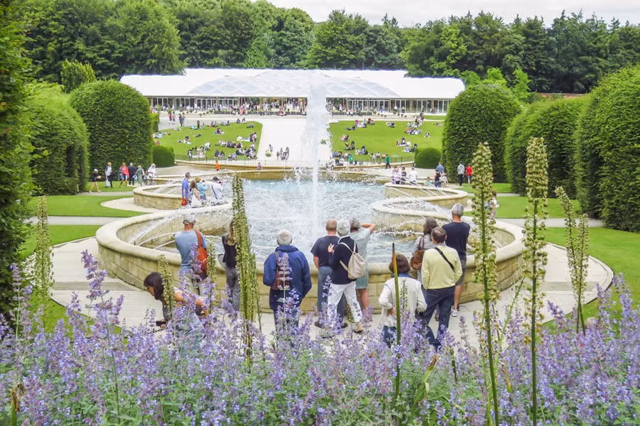 Tới đây, du khách phải tuân theo những hướng dẫn cụ thể.