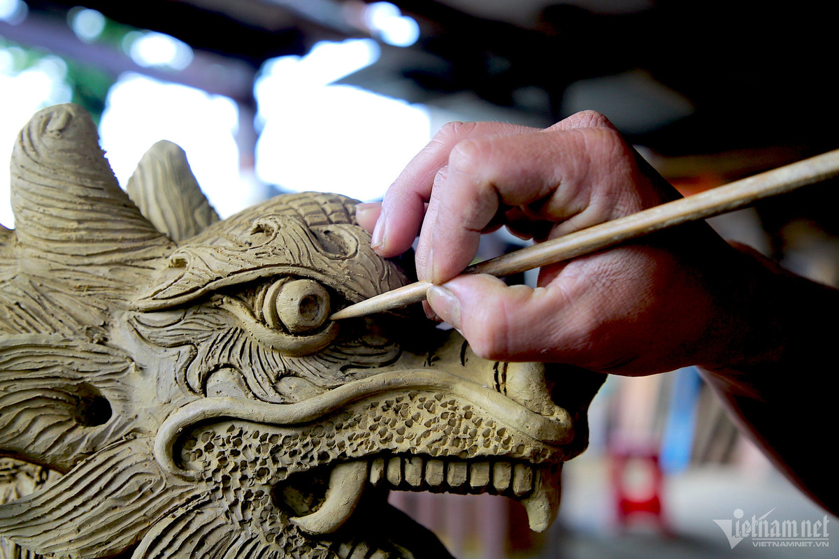 Cận cảnh linh vật rồng bằng gốm chào năm mới ở Hội An - Hình 4 Can canh linh vat rong bang gom chao nam moi o Hoi An-Hinh-4