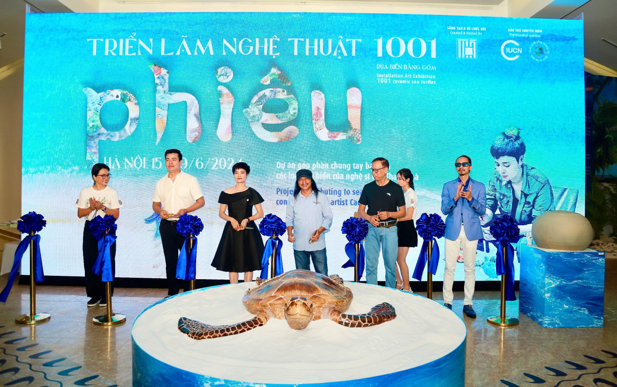 Trien lam 1001 rua bien bang gom: Thong diep bao ton rua bien-Hinh-6