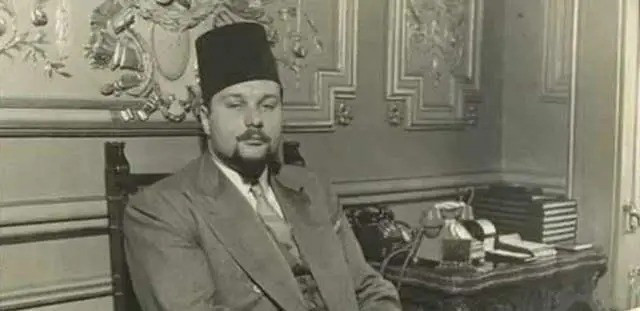 Vi vua ki quac thich trom cap, an uong vo do-Hinh-2