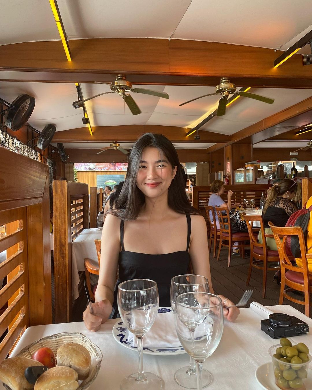 TikToker khien Gen Z “u me“: Chu Ninh - anh Am toa nang luong tich cuc-Hinh-3