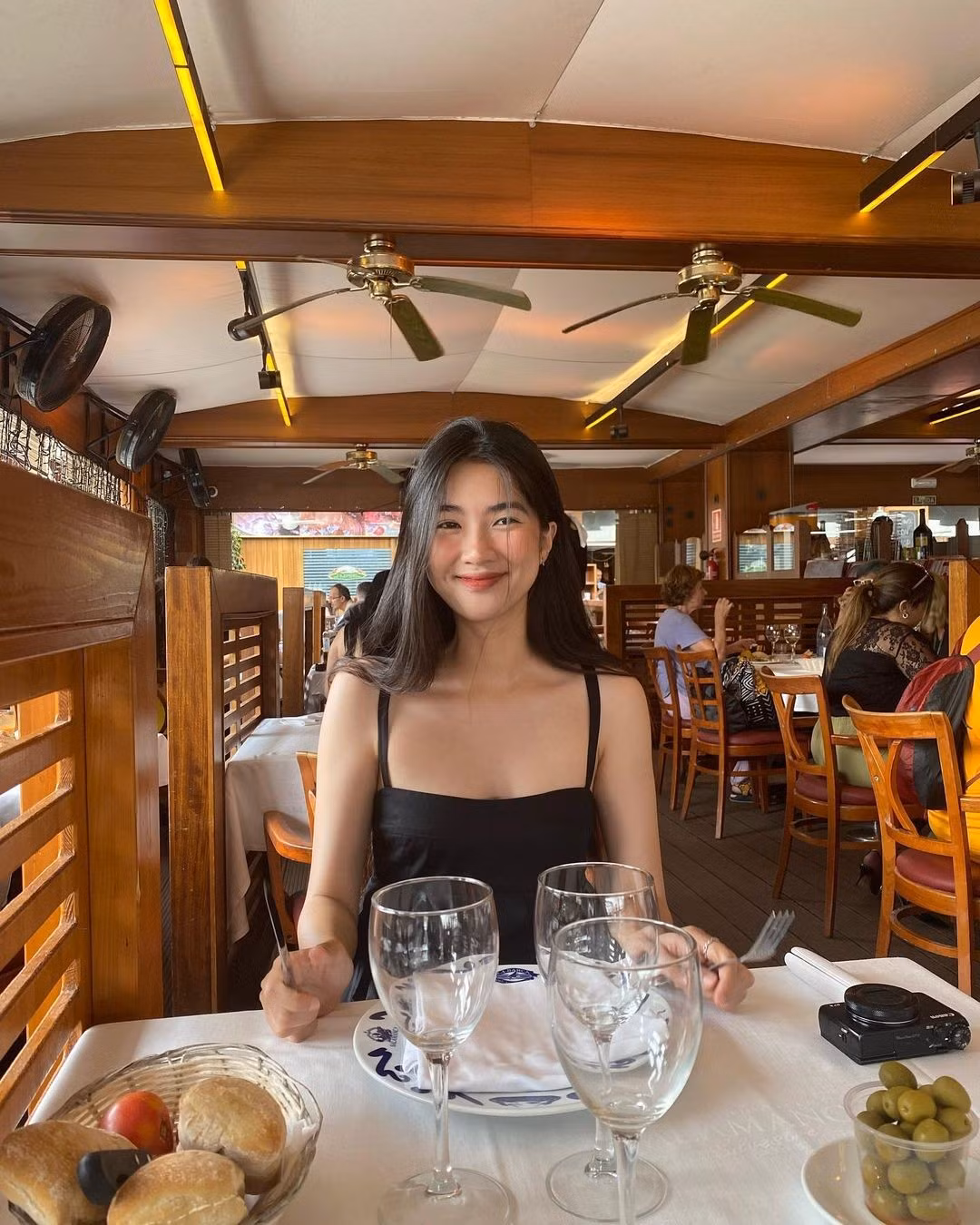 TikToker khien Gen Z “u me“: Chu Ninh - anh Am toa nang luong tich cuc-Hinh-3