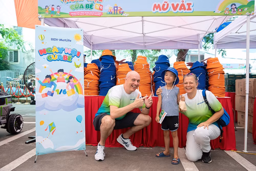 BIDV MetLife trien khai nhieu hoat dong cong dong “Vi the he tuong lai”-Hinh-2