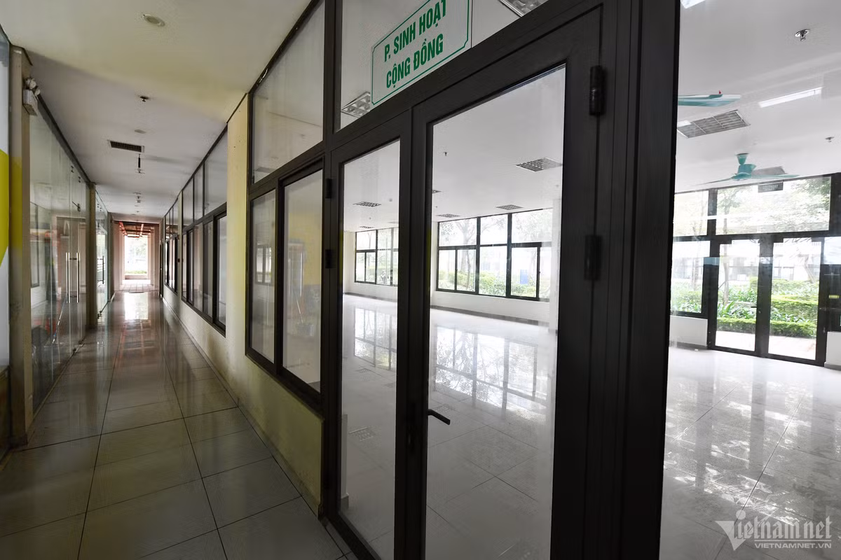 Hiện phòng sinh hoạt cộng đồng chưa hoạt động do lượng người ở còn thưa vắng.