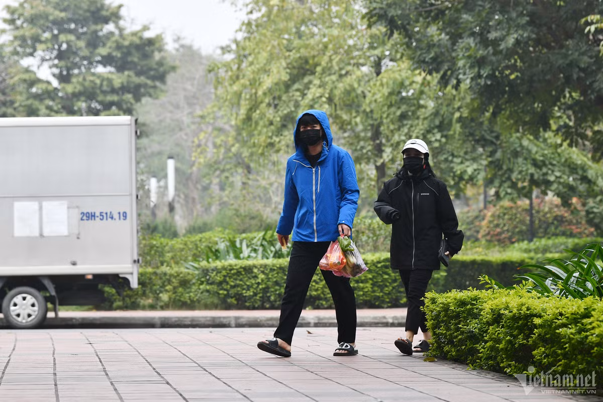 Ngoài ra, khách phải là người chưa có nhà ở, đất ở thuộc sở hữu của hộ gia đình theo hộ khẩu hoặc tạm trú tạm vắng khi làm hồ sơ hoặc có nhà ở thuộc sở hữu của hộ gia đình nhưng diện tích bình quân đầu người của các thành viên trong hộ dưới 10 m² sàn/người tại địa bàn tỉnh.