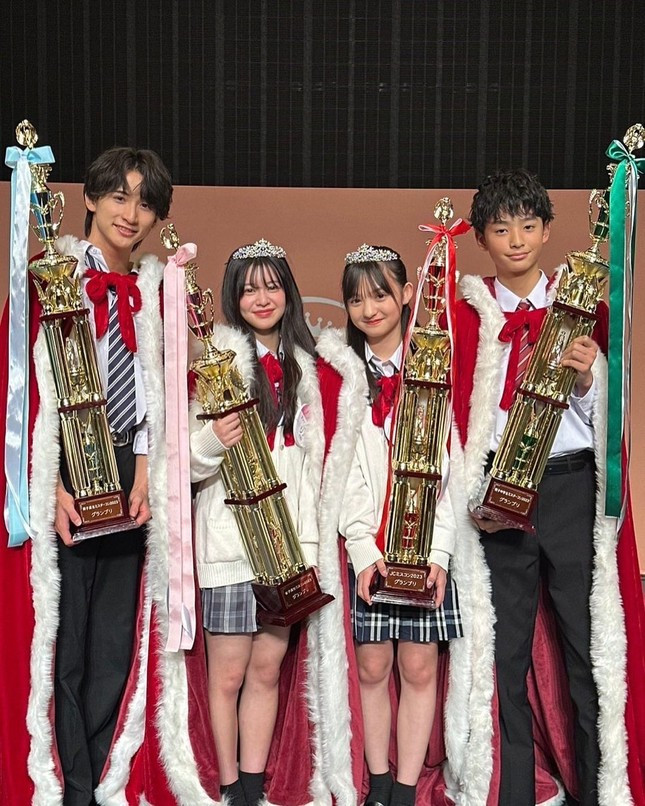 Vẻ đẹp nữ sinh trung học 16 tuổi dễ thương nhất Nhật Bản - Hình 3 Ve dep nu sinh trung hoc 16 tuoi de thuong nhat Nhat Ban-Hinh-3