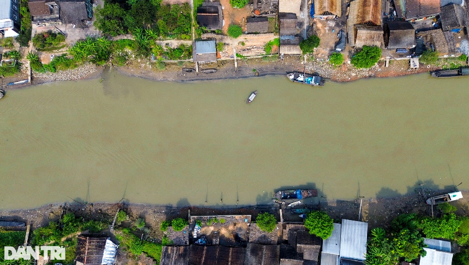 Hiện làng nghề hầm than Xuân Hòa còn hơn 400 hộ làm nghề với trên 900 lò, tập trung nhiều tại 3 ấp Hòa Thành, Hòa Lộc 2 và Hòa An.