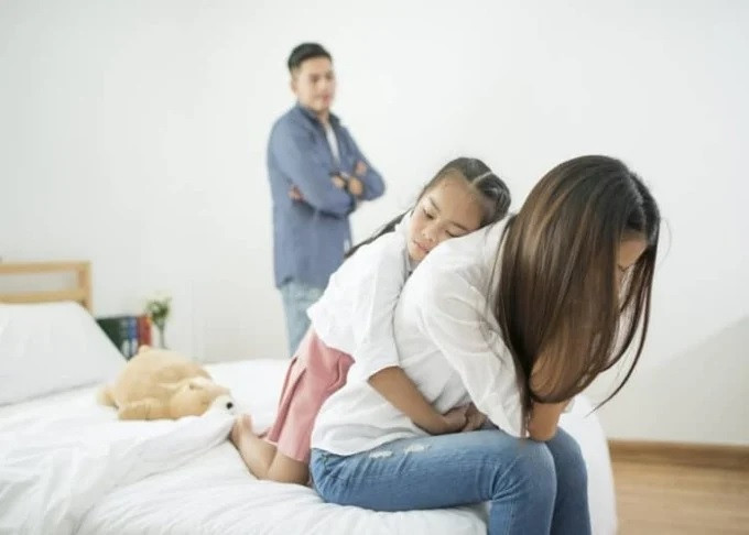 Het yeu van co niu hon nhan: Song vi con hay si dien?