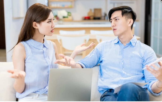 Ngay khi biet khong co tien thuong Tet, chong toi muon bo viec