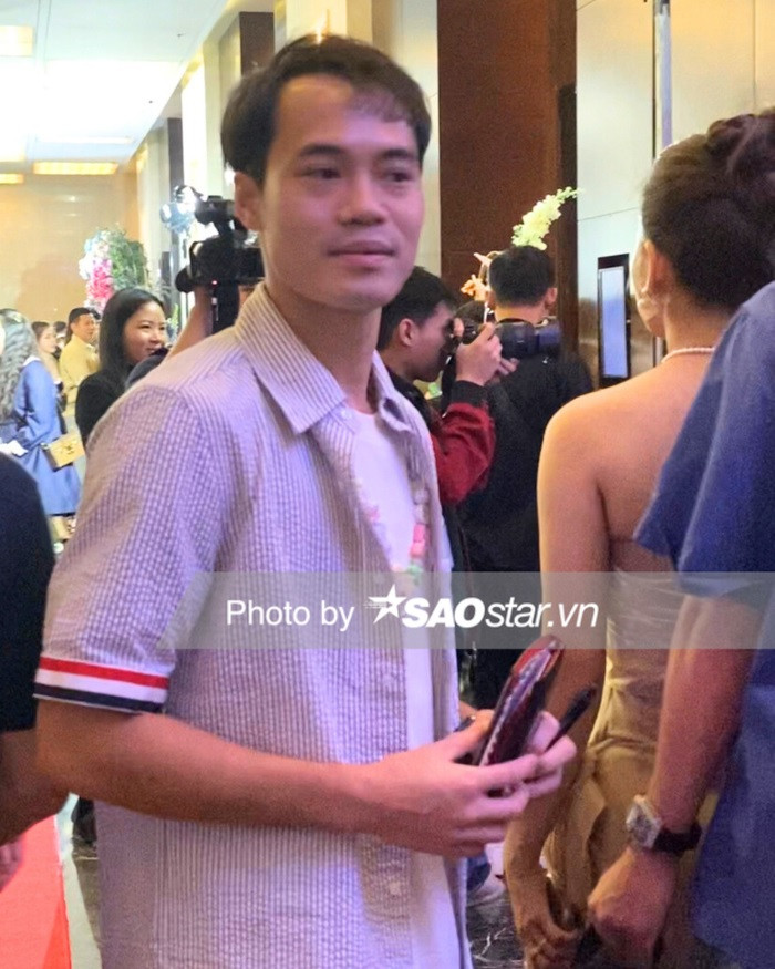 Nỗi lòng Văn Toàn khi làm phù rể đám cưới Quang Hải - Hình 3 Noi long Van Toan khi lam phu re dam cuoi Quang Hai-Hinh-3
