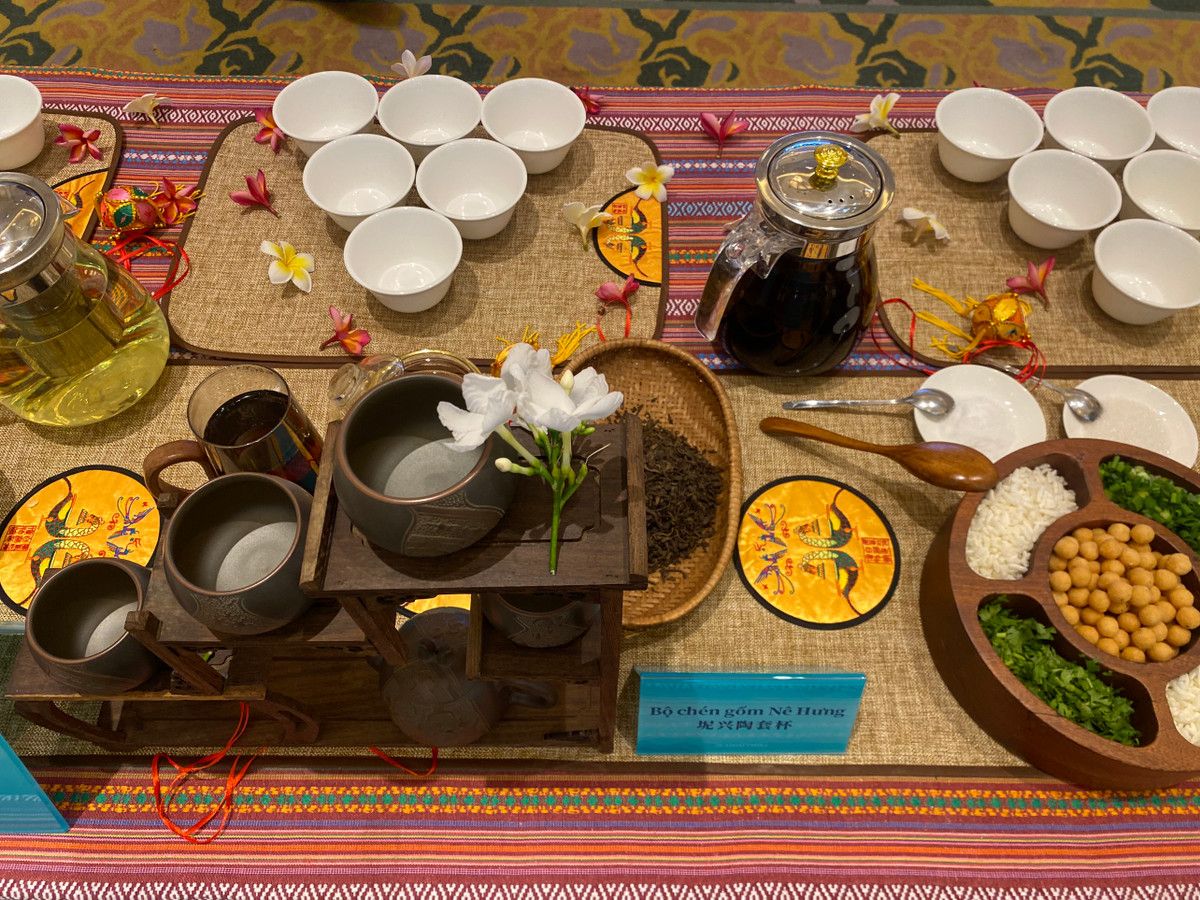 Quang Tay quang ba du lich van hoa tra va danh thang the gioi-Hinh-2