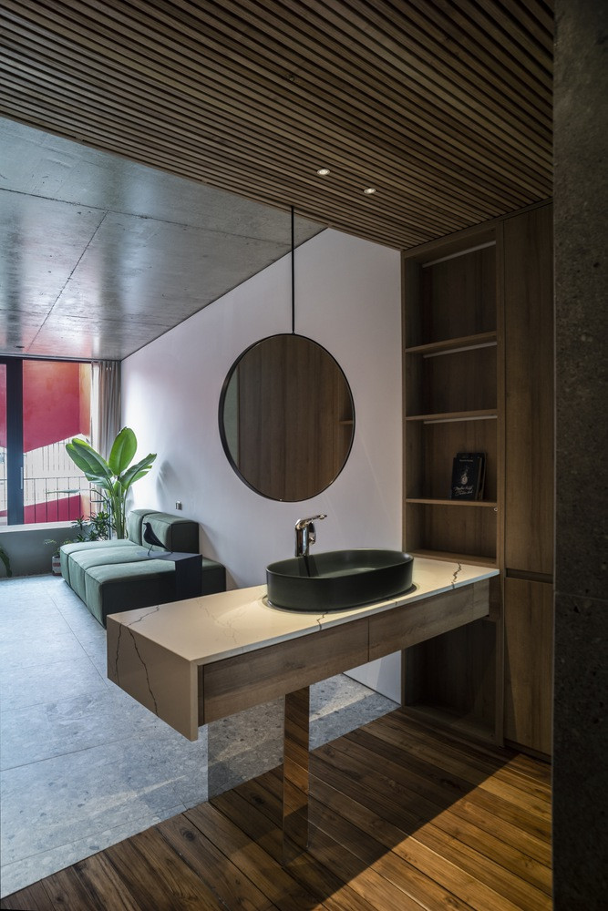 Bàn đá rửa tay.