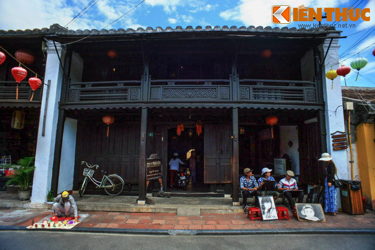 Xét theo nghĩa rộng, Faifo là danh xưng của không gian địa lý bao gồm các cửa biển, hải cảng neo đậu tàu lớn và các bến - chợ là vệ tinh trực tiếp của trung tâm phố thị Hội An. Theo nghĩa hẹp thì Faifo chỉ là khu vực mà ngày nay là khu Phố cổ Hội An.