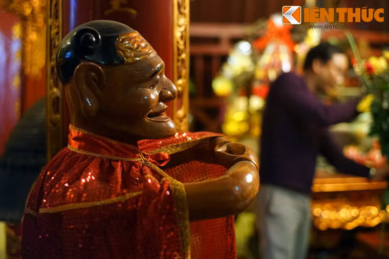 Người dân Hà Nội từ xưa tới nay tin rằng Đền Bạch Mã rất linh thiêng. Cùng với các giá trị về văn hóa tâm linh và kiến trúc nghệ thuật, đền Bạch Mã còn là một nguồn tư liệu quý để nghiên cứu, tìm hiểu Thăng Long - Hà Nội về nhiều mặt.