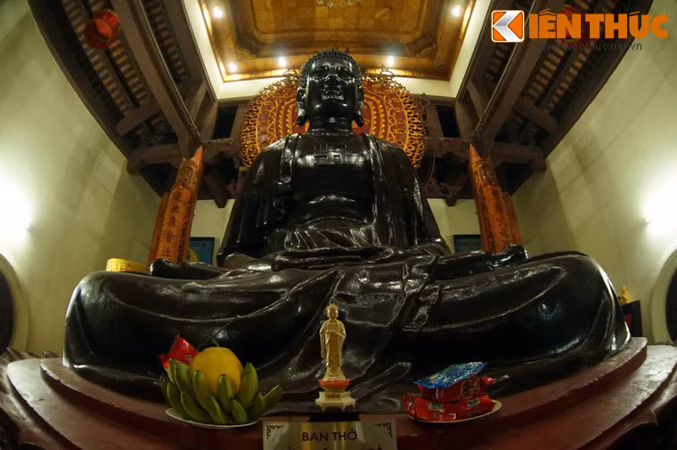 Có thể nói, không chỉ là một tác phẩm nghệ thuật độc đáo, tượng Phật A Di Đà của chùa Ngũ Xã còn mang trong mình một phần lịch sử của Hà Nội giai đoạn thuộc Pháp.