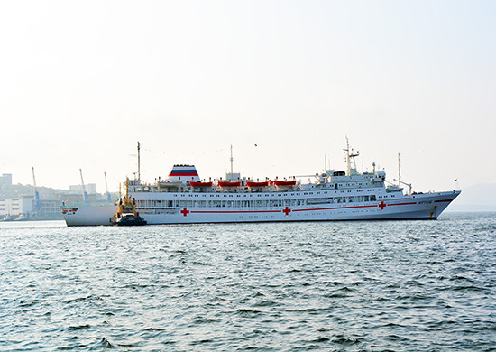 Bộ quốc phòng Nga cũng yêu cầu tàu bệnh viện Irtysh tăng sức chứa lên 450 giường bệnh để có thể tiếp nhận đủ số lượng bệnh nhân cần cấp cứu, nằm viện trong trường hợp xấu nhất có thể xảy ra. Nguồn ảnh: Rumil.