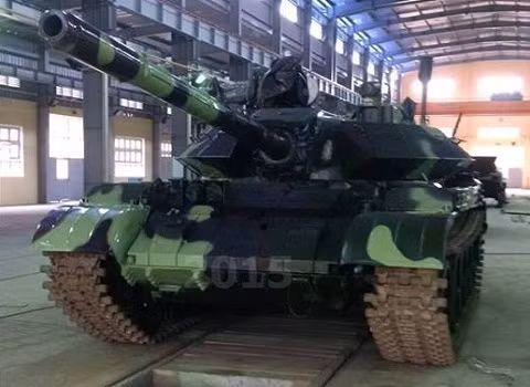 Cụ thể, trong thập niên 1990 của thế kỷ trước, Việt Nam đã thí điểm hiện đại hoá thành công một xe tăng chủ lực T-54 theo gói nâng cấp được Israel cung cấp. Nguồn ảnh: TL.