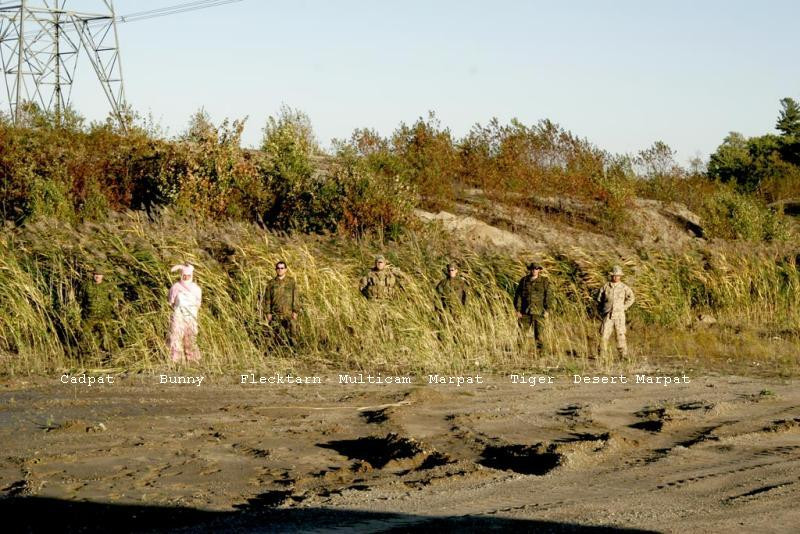 Với những bộ quân phục nguỵ trang kỹ thuật số được xây dựng trên thuật toán hiệu quả, người lính sẽ gần như hoà mình vào môi trường xung quanh và gần như trở nên "tàng hình". Nguồn ảnh: Gettyimg.