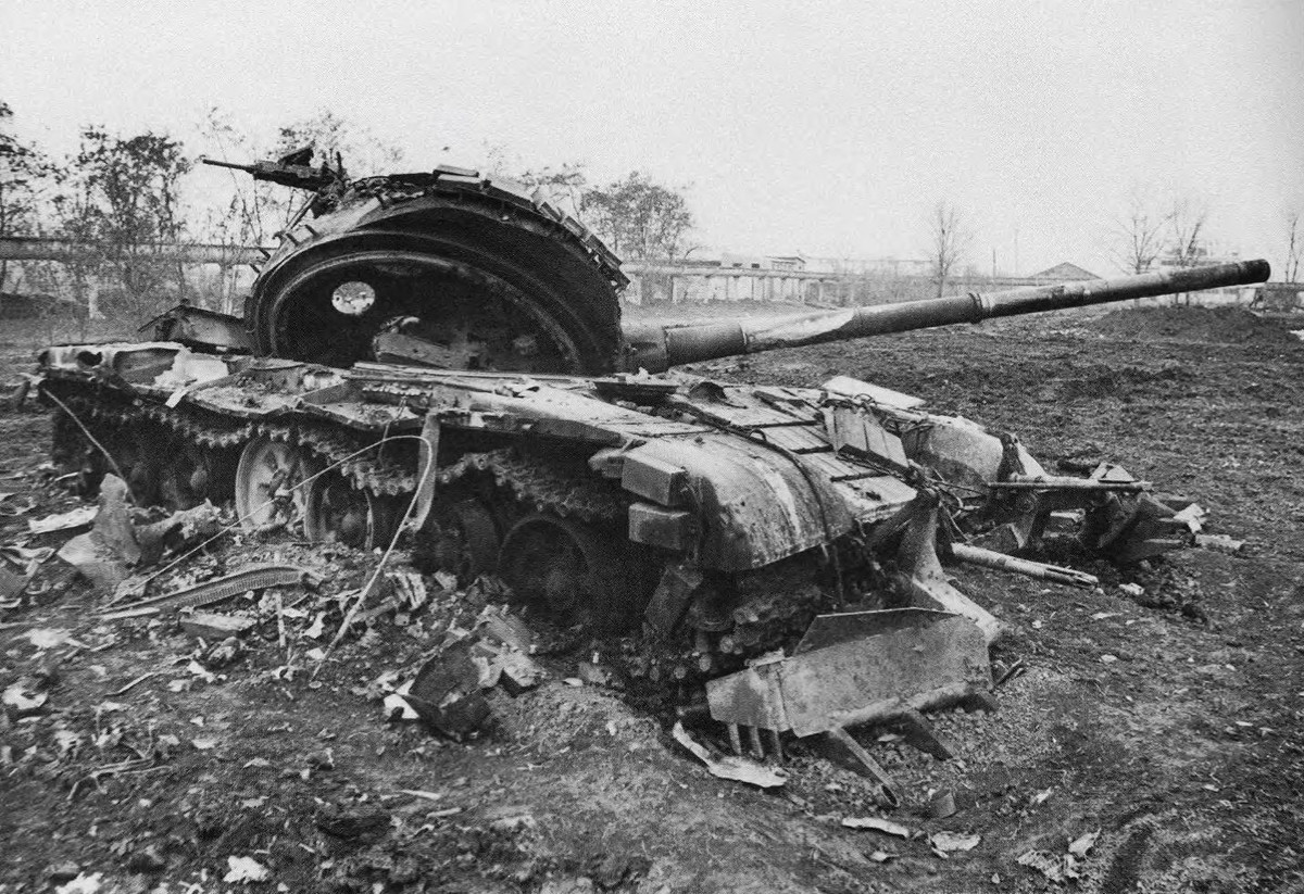 Tưởng chừng như trận đánh không cân sức này sẽ kết thúc chóng vánh với phần thắng nghiễm nhiên thuộc về Nga. Tuy nhiên thực tế thì dù chiến thắng thuộc về người Nga, đây vẫn không phải một trận đánh thành công. Nguồn ảnh: Pinterest.