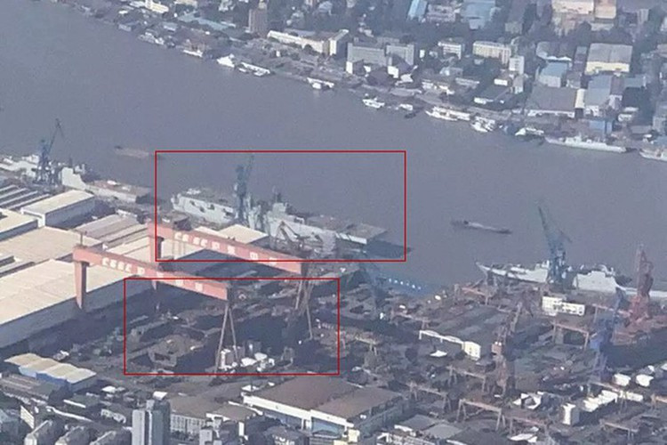 Trong tương lai, số lượng tàu đổ bộ tấn công Type 075 (và cả phiên bản nâng cấp Type 075B) sẽ vào khoảng 3 chiếc và dài hạn có thể lên gấp đôi tới 6 chiếc.