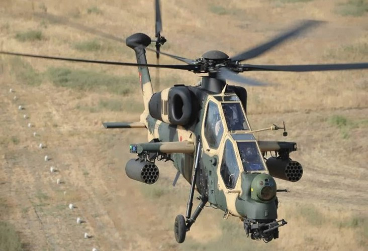 Trực thăng T-129 còn có thể mang theo tên lửa không đối không (có thể là loại AIM-92 Stinger hay MBDA Mistra).