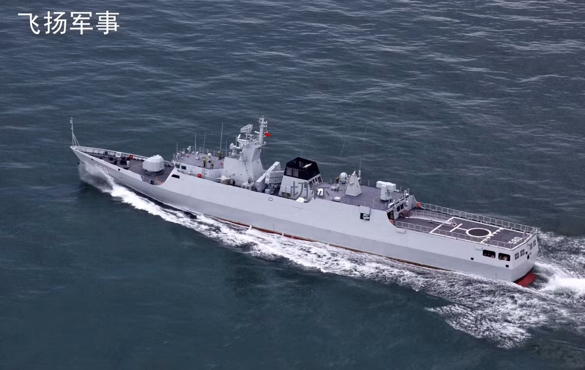 Hộ vệ hạm Type 056 của Trung Quốc có giãn nước tối đa chỉ 1500 tấn, dài 90 mét và mớm nước 4 mét. Tàu được trang bị hai động cơ diesel cho phép di chuyển với tốc độ tối đa 25 hải lý giờ. Nguồn ảnh: QQ.