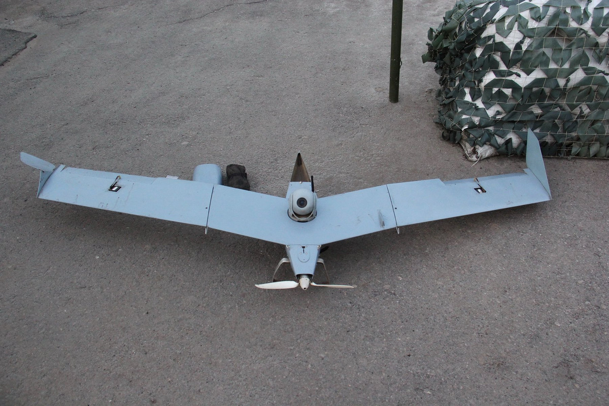 Loại máy bay mà phía quân đội Ukraine bắn hạ được ở vùng Donbass được cho là IAI Bird Eye 400 - loại máy bay không người lái do Israel phát triển nhưng lại được sử dụng rất phổ biến trong... quân đội Nga. Nguồn ảnh: BMDP.