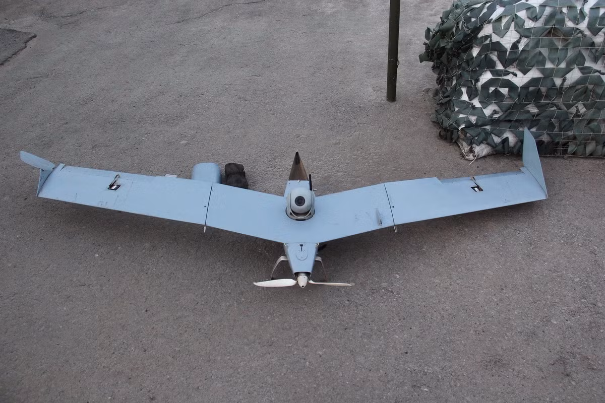 Loại máy bay mà phía quân đội Ukraine bắn hạ được ở vùng Donbass được cho là IAI Bird Eye 400 - loại máy bay không người lái do Israel phát triển nhưng lại được sử dụng rất phổ biến trong... quân đội Nga. Nguồn ảnh: BMDP.