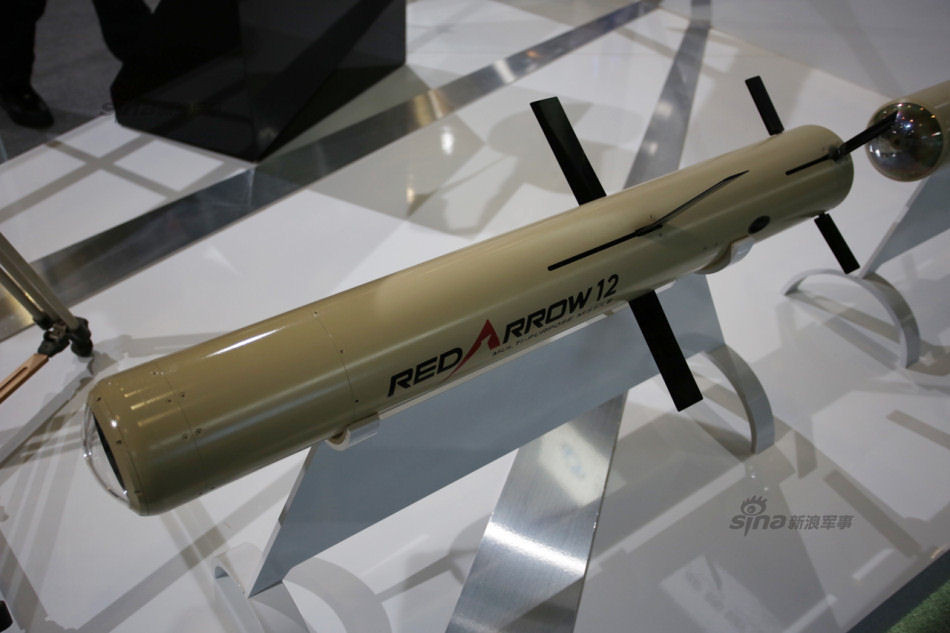 Trong tương lai, sẽ không quá ngạc nhiên khi Hồng Tiễn 12E của Trung Quốc xuất hiện và làm mưa làm gió ở Trung Đông - chiến trường nóng bỏng nhất thế giới hiện nay. Nguồn ảnh: Sina.