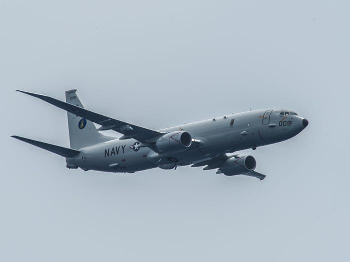 Về mặt lý thuyết, P-8 Poseidon và Boeing 737 chỉ giống nhau 60%, khác biệt lên tới 40% biến P-8 Poseidon thành một loại máy bay hoàn toàn khác chứ không còn là một "phiên bản" của chiếc 737. Nguồn ảnh: BI.